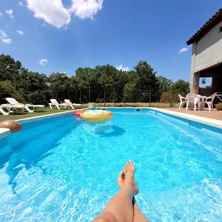 Harveys Homestay - Adults Only *