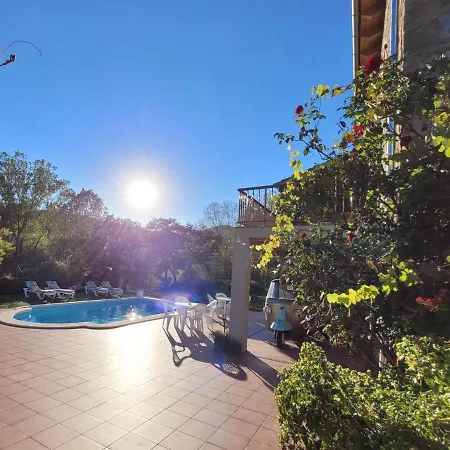 Harveys Homestay - Adults Only *