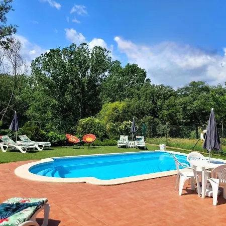Harveys Homestay - Adults Only Casa rural Mieres (Mieras)